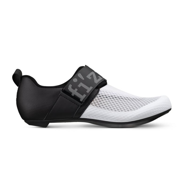 Buty triathlonowe FIZIK Tretry Transiro Hydra białe/czarne Buty triathlonowe FIZIK Tretry Transiro Hydra białe/czarne