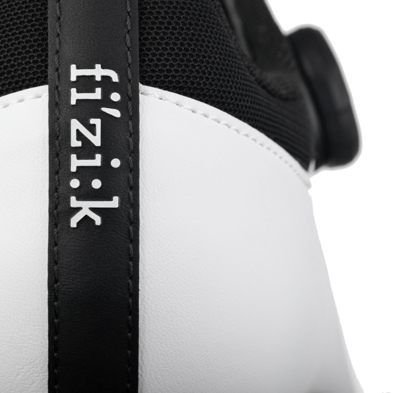 Buty szosowe FIZIK Vento Omna białe/czarne - 45 Buty szosowe FIZIK Vento Omna białe/czarne - 45