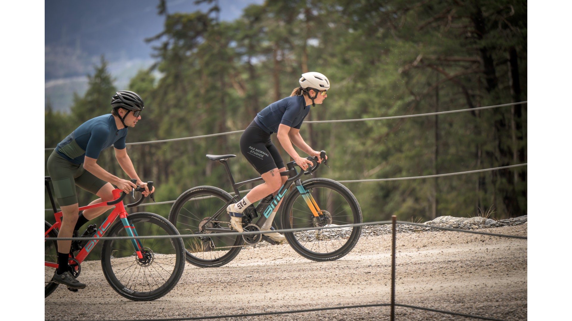 https://veloshop.mom/image/cache/catalog/blog/BMC_MY24_KAIUS-2064(1)-1920x1080.jpg